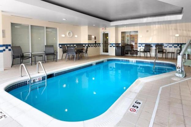 Fairfield By Marriott Inn & Suites Detroit Taylor Exterior photo